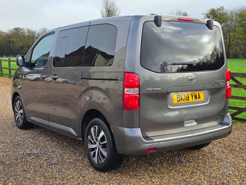 Used Toyota Verso 2018 for sale - 76583035: Photo 8