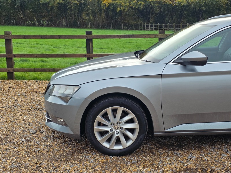 Used Skoda Superb 2019 for sale - 76197352: Photo 13