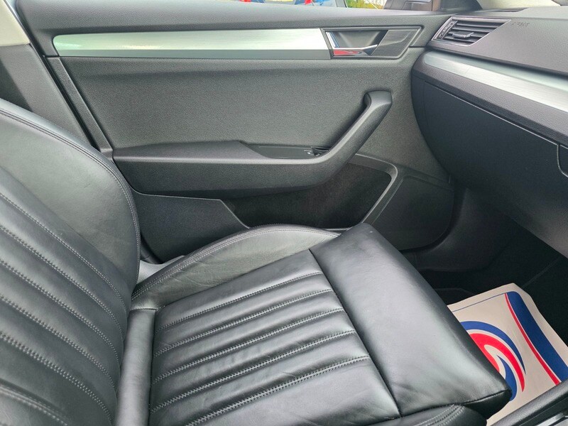 Used Skoda Superb 2019 for sale - 76197352: Photo 32