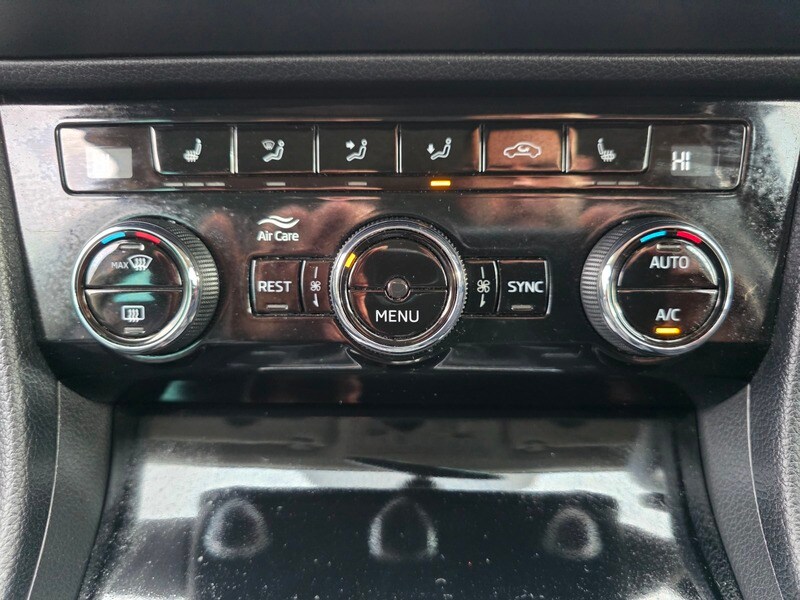 Used Skoda Superb 2019 for sale - 76197352: Photo 36