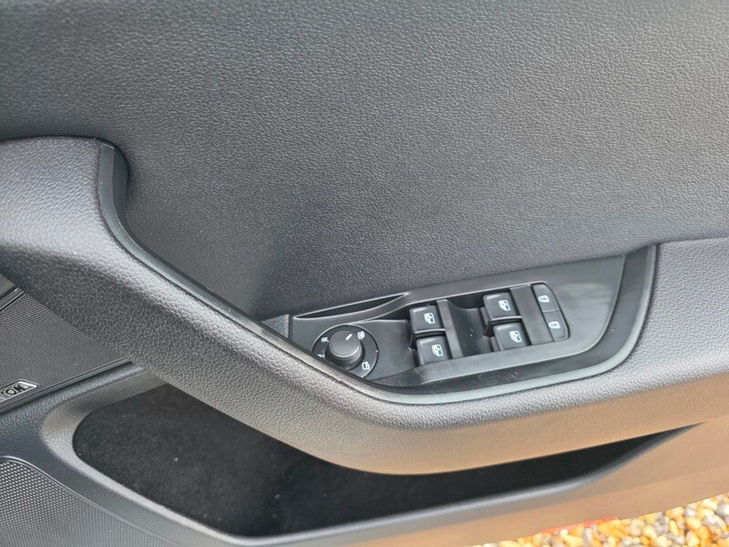 Used Skoda Superb 2019 for sale - 76197352: Photo 44