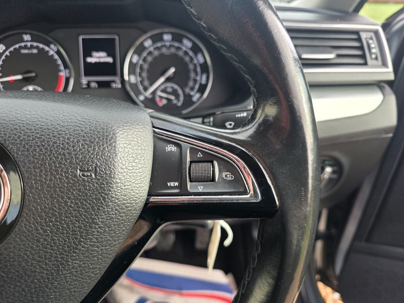 Used Skoda Superb 2019 for sale - 76197352: Photo 49