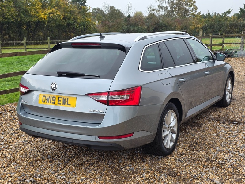 Used Skoda Superb 2019 for sale - 76197352: Photo 8