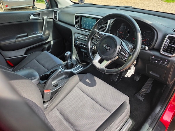 Used Kia Sportage 2018 for sale - 74981093: Photo 2