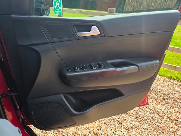 Used Kia Sportage 2018 for sale - 74981093: Photo 42