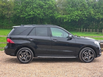 Used Mercedes-Benz GL Class 2018 for sale - 78401961: Photo