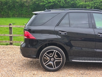 Used Mercedes-Benz GL Class 2018 for sale - 78401961: Photo