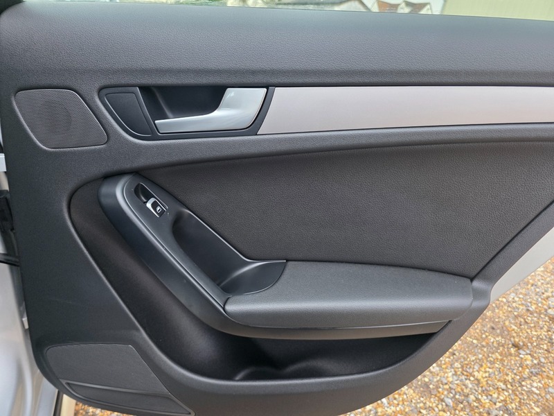 Used Audi A4 2014 for sale - 77328857: Photo 20