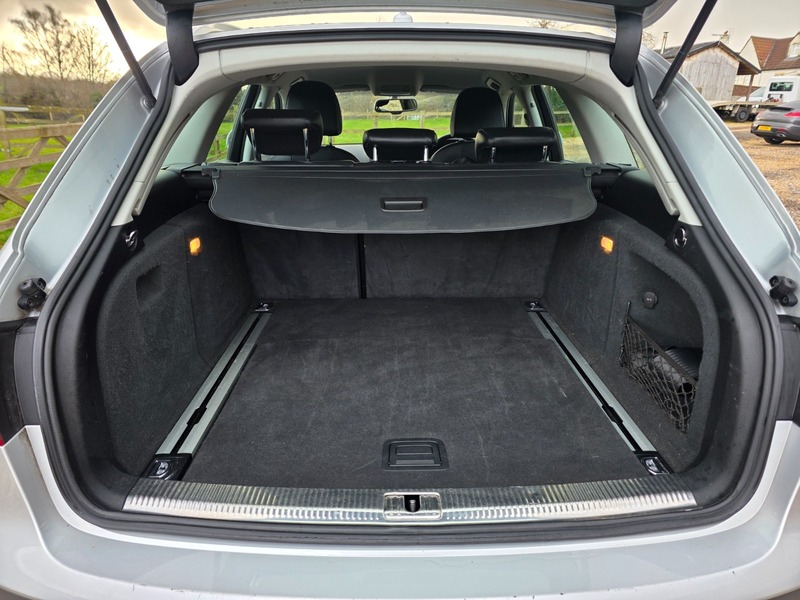 Used Audi A4 2014 for sale - 77328857: Photo 26