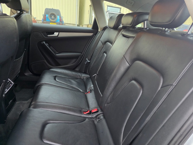 Used Audi A4 2014 for sale - 77328857: Photo 29