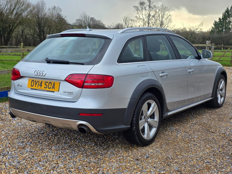 Used Audi A4 2014 for sale - 77328857: Photo 5