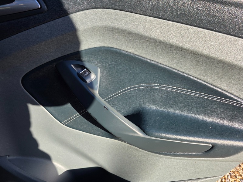 Used Ford C-Max 2014 for sale - 77118293: Photo 25