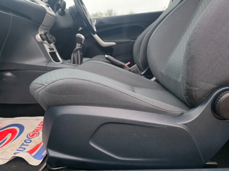 Used Ford Fiesta 2012 for sale - 76470731: Photo 16