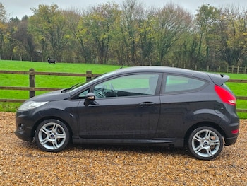Used Ford Fiesta 2012 for sale - 76470731: Photo