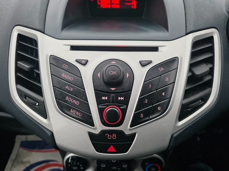 Used Ford Fiesta 2012 for sale - 76470731: Photo 30