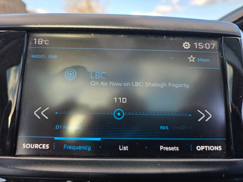 Used Peugeot 208 2017 for sale - 77508188: Photo 34