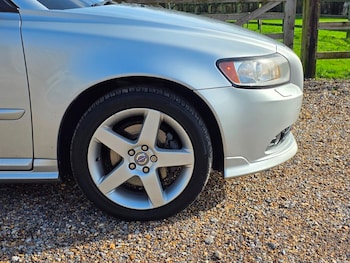 Used Volvo S40 2009 for sale - 77477939: Photo
