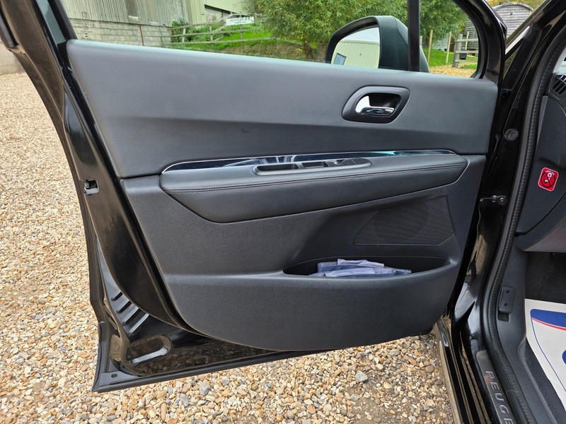 Used Peugeot 3008 2017 for sale - 76224157: Photo 15