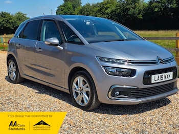 Used Citroen C4 2019 for sale - 79197905: Photo