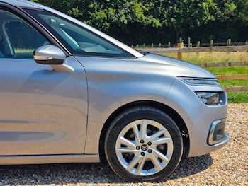 Used Citroen C4 2019 for sale - 79197905: Photo