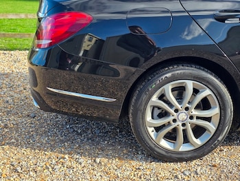 Used Mercedes-Benz C Class 2014 for sale - 77720719: Photo