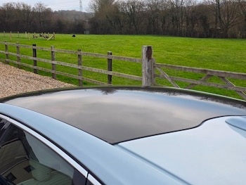 Used Volvo V40 2013 for sale - 76863620: Photo