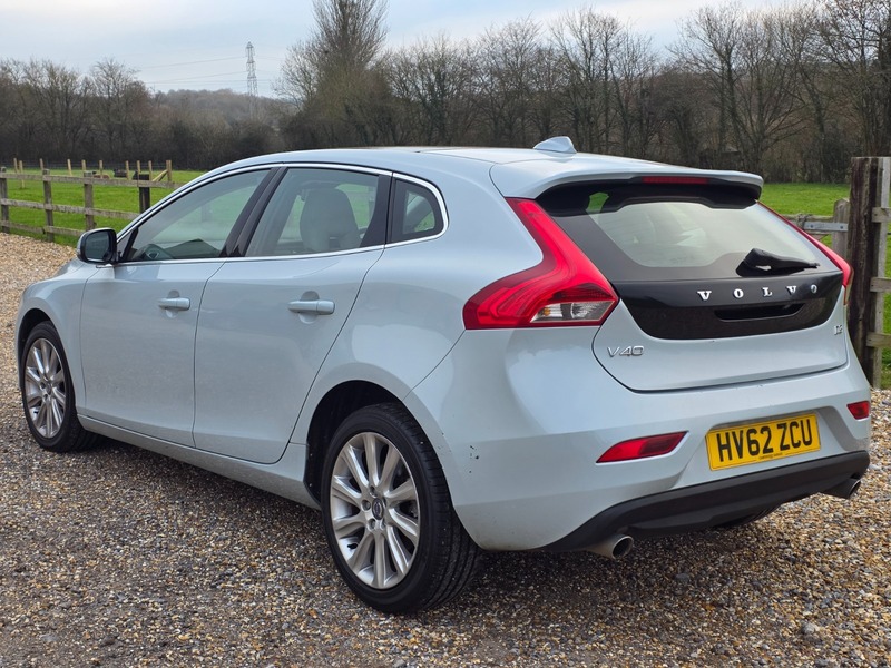 Used Volvo V40 2013 for sale - 76863620: Photo 6