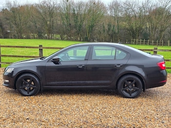 Used Skoda Octavia 2019 for sale - 77172847: Photo