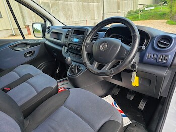 Used Mazda Mazda3 2018 for sale - 78632683: Photo