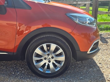 Used Renault Captur 2013 for sale - 78401962: Photo