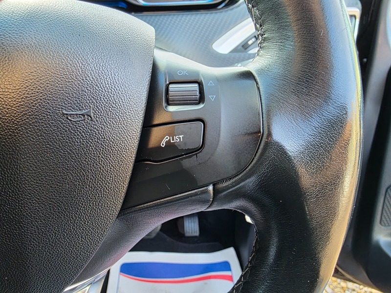 Used Peugeot 2008 2014 for sale - 76784642: Photo 19