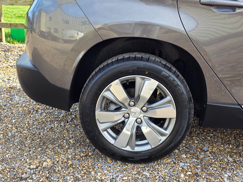 Used Peugeot 2008 2014 for sale - 76784642: Photo 3