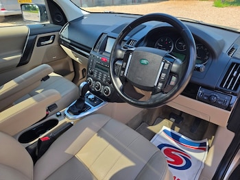 Used Land Rover Freelander 2011 for sale - 78694297: Photo