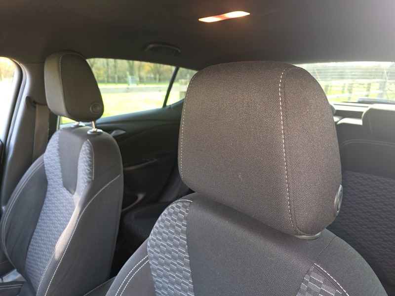 Used Vauxhall Astra 2017 for sale - 76784663: Photo 18