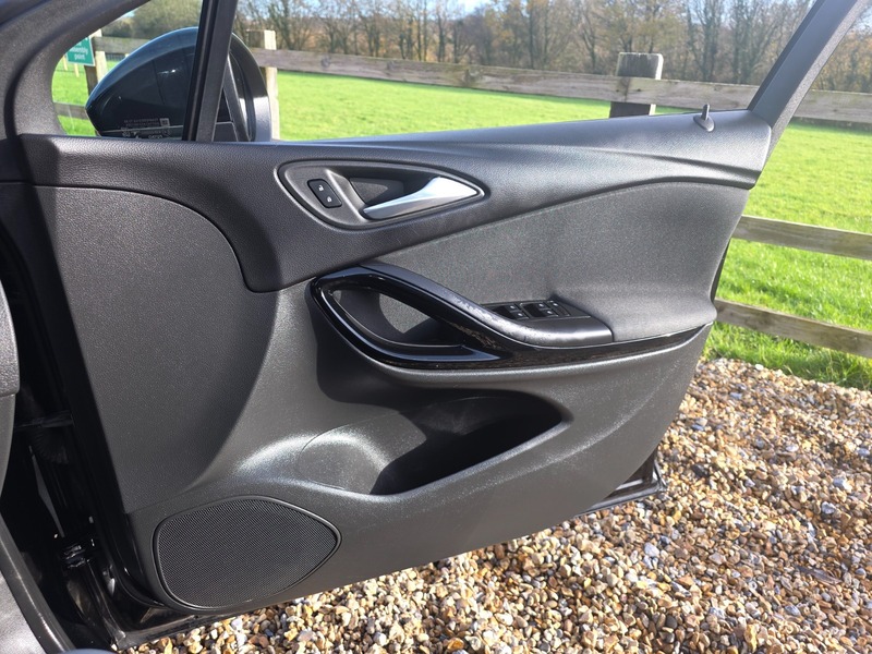 Used Vauxhall Astra 2017 for sale - 76784663: Photo 32