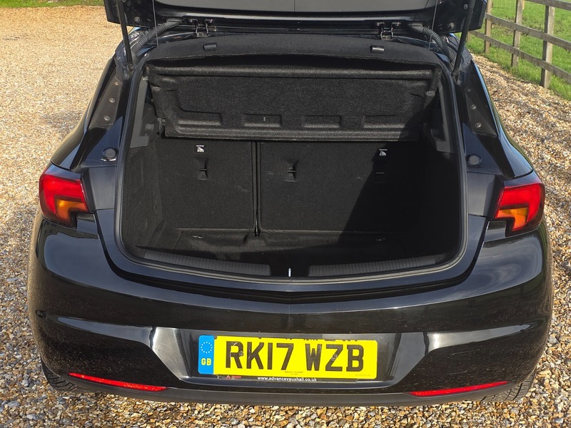 Used Vauxhall Astra 2017 for sale - 76784663: Photo 9