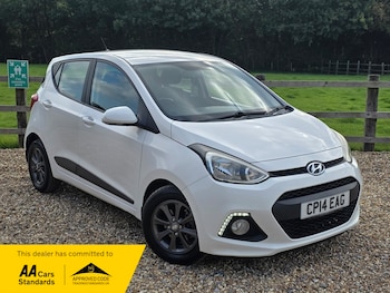 Used Hyundai i10 2014 for sale - 76057202: Photo