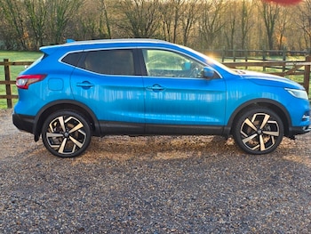 Used Nissan Qashqai 2017 for sale - 77483607: Photo