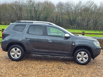 Used Dacia Duster 2020 for sale - 77264138: Photo