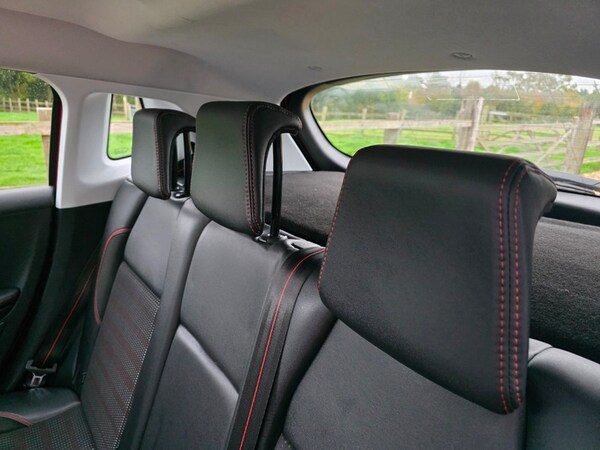 Used Peugeot 2008 2017 for sale - 76280601: Photo 23
