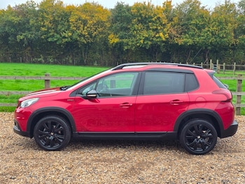 Used Peugeot 2008 2017 for sale - 76280601: Photo 2