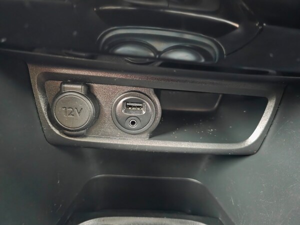 Used Peugeot 2008 2017 for sale - 76280601: Photo 36