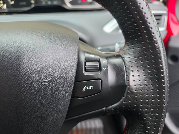 Used Peugeot 2008 2017 for sale - 76280601: Photo 49
