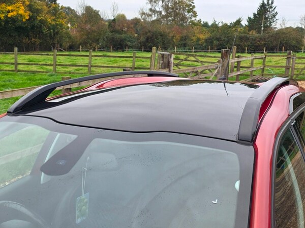 Used Peugeot 2008 2017 for sale - 76280601: Photo 9