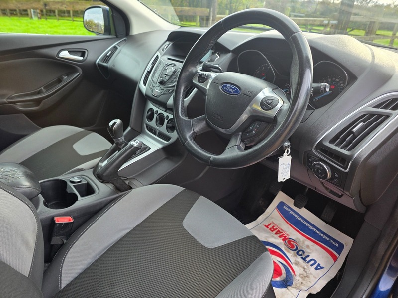 Used Ford Focus 2011 for sale - 77065468: Photo 18