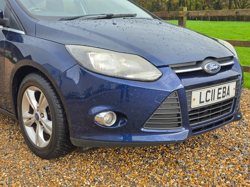 Used Ford Focus 2011 for sale - 77065468: Photo 2