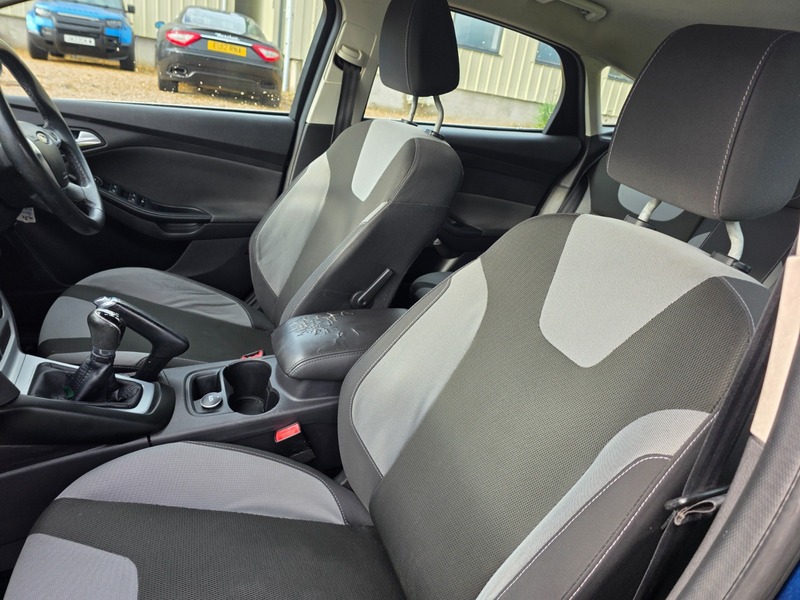 Used Ford Focus 2011 for sale - 77065468: Photo 27