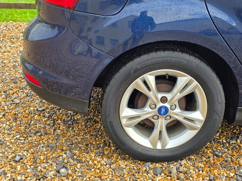 Used Ford Focus 2011 for sale - 77065468: Photo 5