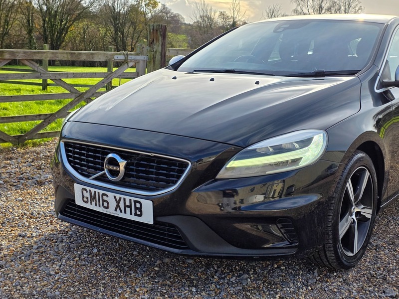 Used Volvo V40 2016 for sale - 76784648: Photo 14