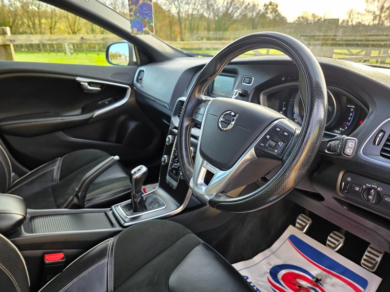 Used Volvo V40 2016 for sale - 76784648: Photo 22